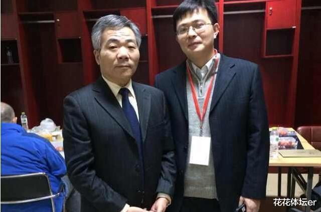 丁俊晖|父亲直播间批评丁俊晖:打得太臭!在线反驳球迷:不想看就别看!