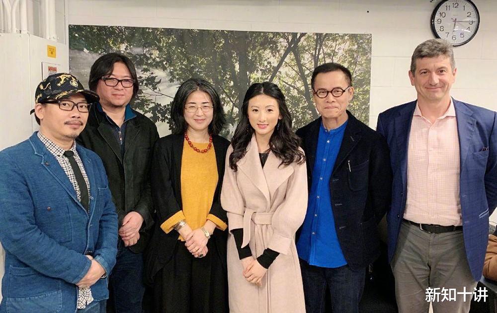 |1999年，北大才女田晓菲嫁给美国老头，如今怎么样了？