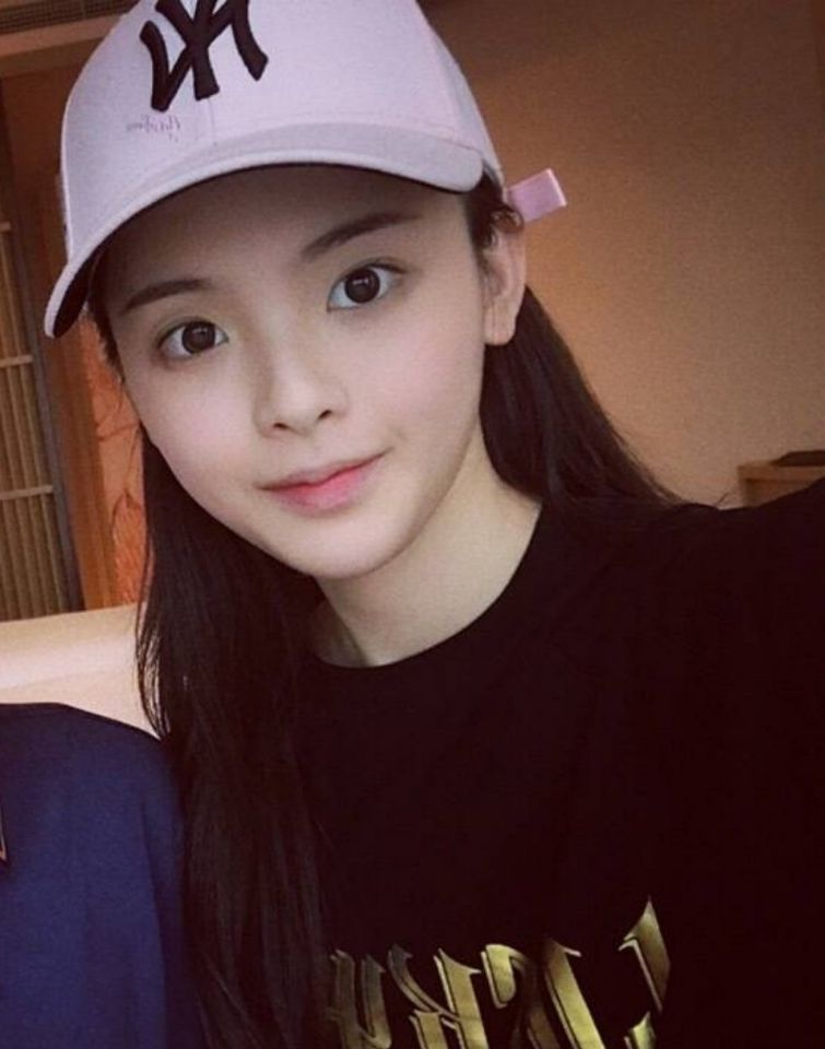 刘诗诗|赵丽颖: 我卸妆了，刘诗诗: 卸妆了，杨超越: 卸妆了，李沁: 你们聊