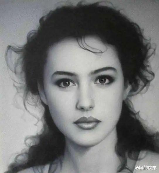 莫妮卡·贝鲁奇|好莱坞7位顶级女神！从“地球球花”到“寡姐”，个个是人间尤物