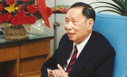 爱因斯坦 英国的天才叫牛顿，德国叫爱因斯坦，那中国的天才又是谁呢？