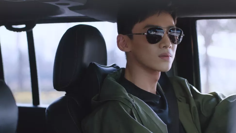 正午阳光|正午阳光放大招，山海情导演再出新作！男主是实力派，女二太惊艳