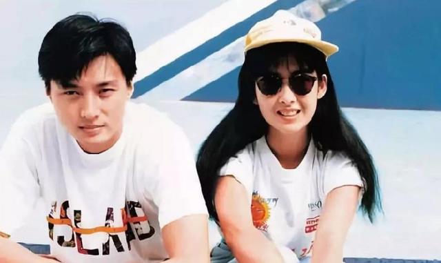 |周慧敏遭丈夫背叛8次，却不肯离婚，本以为是卑微，原来另有他因