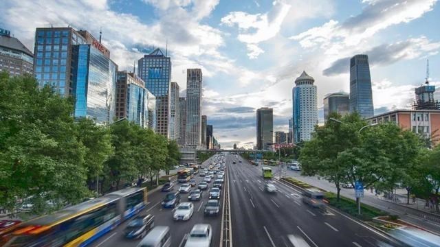 |又一“灰色”生意成香饽饽，赚钱全靠哄人，有人月收入高达3万