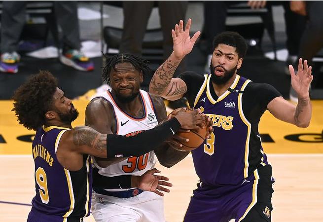 尼克斯隊|年收入4.7億，扣掉工資成本，市值最高的尼克斯一年能賺多少錢？