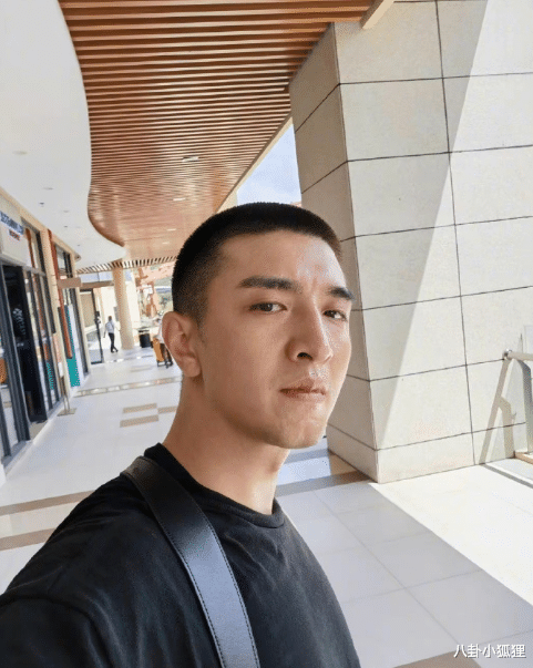 比莉|金瀚张芷溪交往一年宣布分手，半年前双方父母才一起聚餐