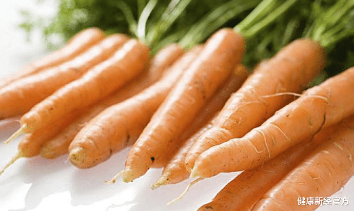 芹菜|血压“稳定剂”已找到，芹菜加上它，每天坚持吃一点，血压嗖嗖往下降