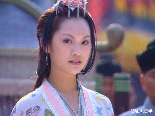 尔康|现代干练绝美,古装丑成灾难,这10位女星,一演古装美人就翻车