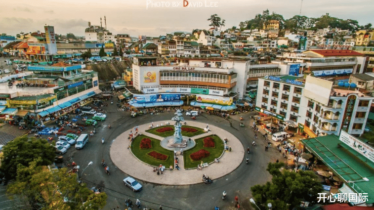 古镇 效仿越南停飞航班，今旅游业凉凉，却“厚脸皮”要求我国送援助？