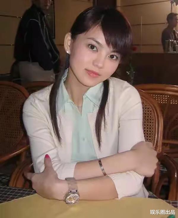 刘涛|刘涛早期生活照曝光，被指长相变化太大，网友：还以为是李湘