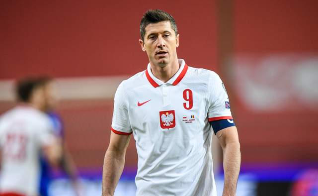 欧洲杯|养眼欧洲杯！除了球星以外漂亮女人更有吸引力 C罗莱万女友大比拼