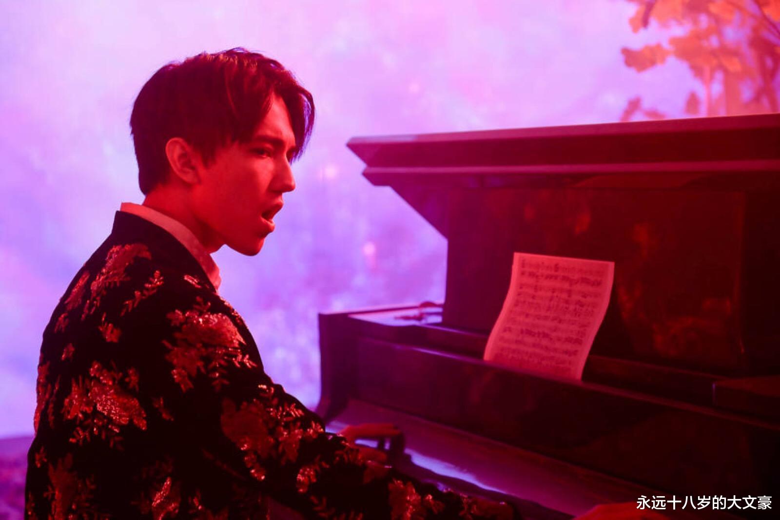 刘诗诗|歌手迪玛希这些年退赛、侵权?回国后却被总统接见,电视疯狂报道