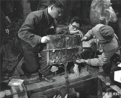 历史有点料 1983年，湖南省博物馆38件文物被盗纪实，17岁的少年如何偷天换日？