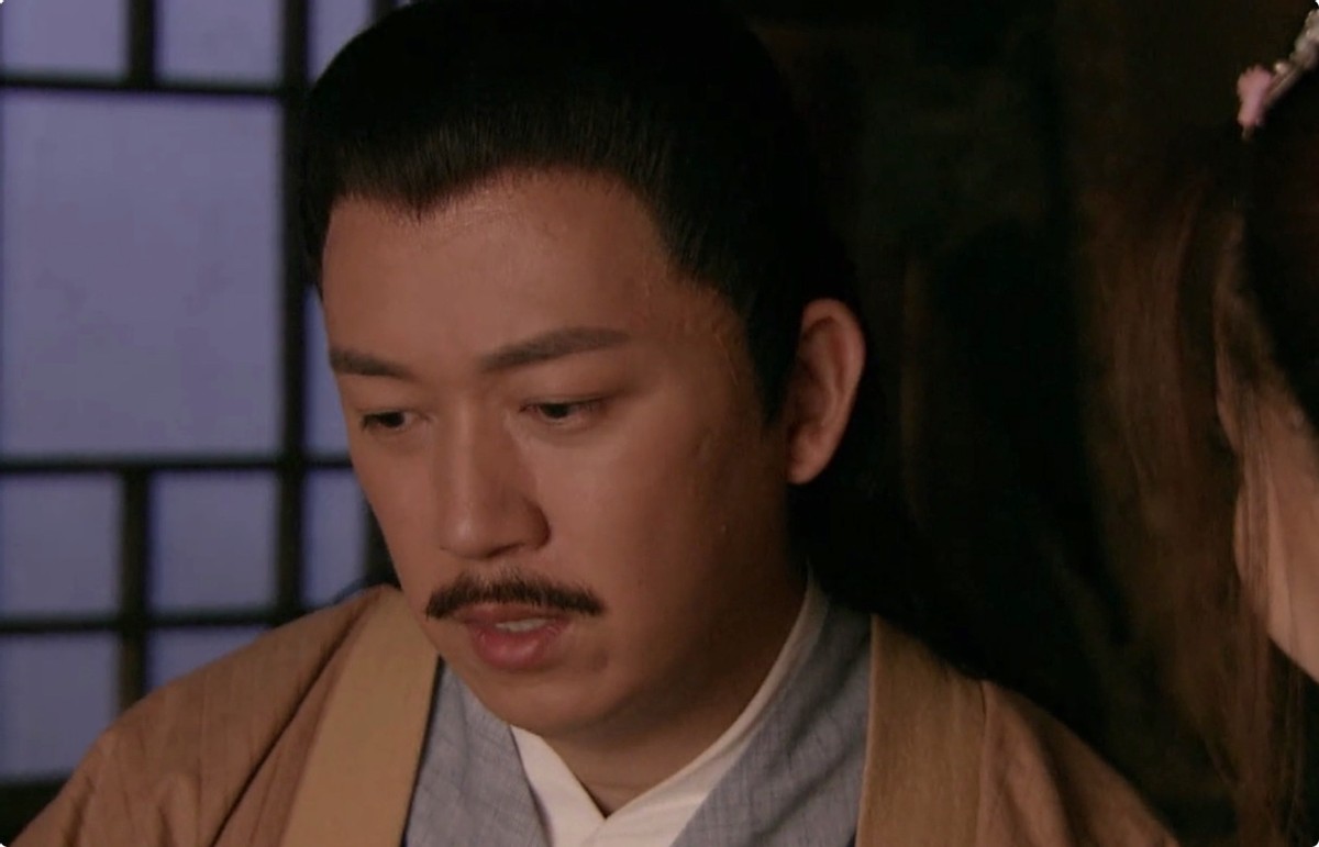 潘粤明|仅播12集，豆瓣好评飘满屏，不愧是积压了8年的潘粤明王炸剧