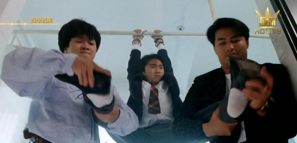 周星驰|猥琐至极，国产片何时不再贩卖颜色！