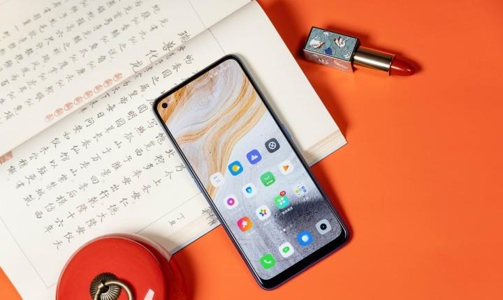局域网|realme V16来袭，5300mAh+6nm，还有12+256G版本