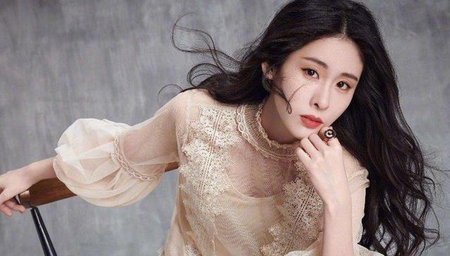 张柏芝|参加《好声音》被淘汰，意外被爱奇艺总裁看上，今29岁成人生赢家