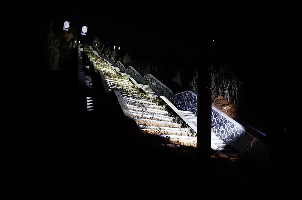 电池|明亮便携颜值高,手电就选务本新品C2