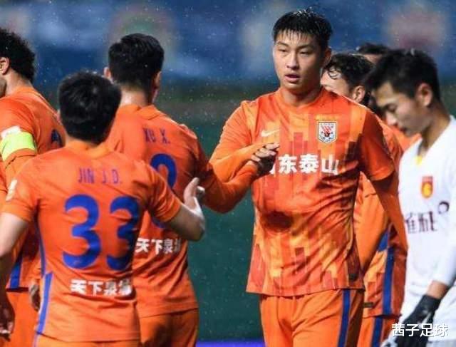 足协杯|成都本地人有福了！媒体人爆料：足协杯决赛开放1.5万球迷进场