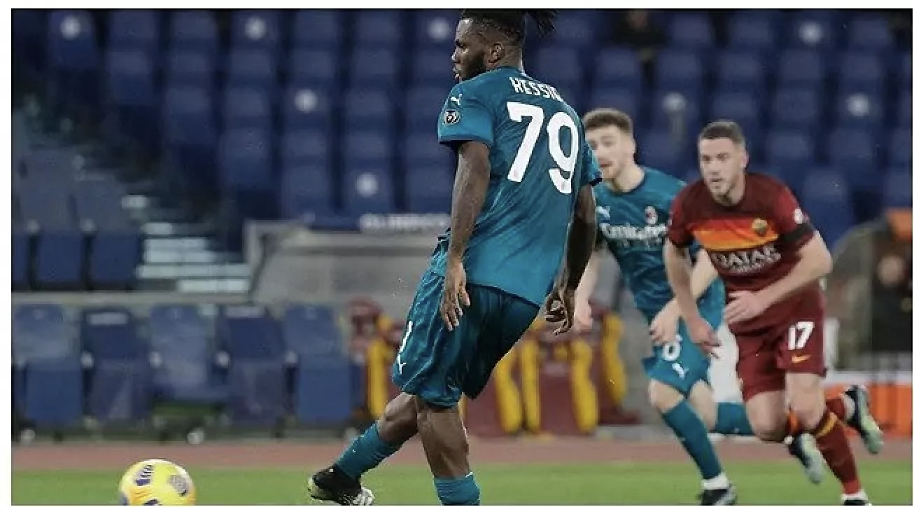 熱刺|國(guó)際足球：托特納姆熱刺希望與曼聯(lián)簽下凱茜的合同！