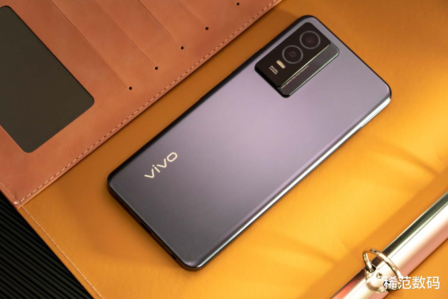 千元机vivo Y76s上手体验:打游戏拍照续航样样行,年轻人首选!