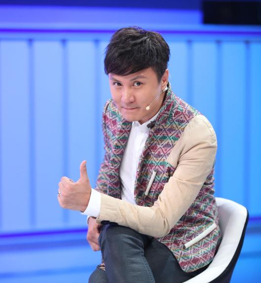 主持人|东方卫视6位主持人遭封杀，网曝还有两位被及时劝住，躲过一劫