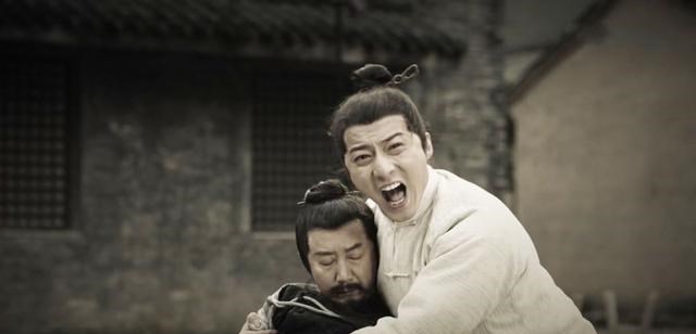 鞠婧祎|《司藤》怪不得丘山这么恨苅族，原来年轻时受过情伤，都是因为她