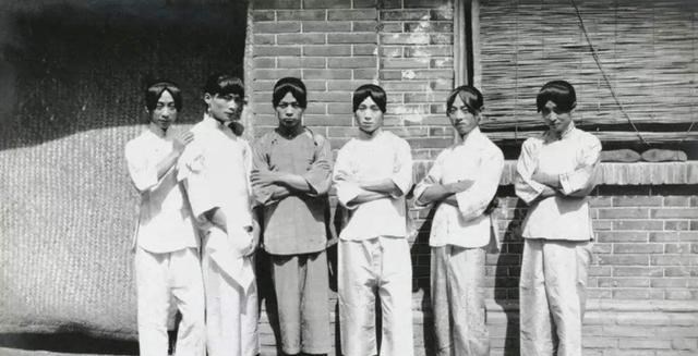 京剧|京剧界最初的一些陋习摒弃多年如今娱乐圈却层出不穷