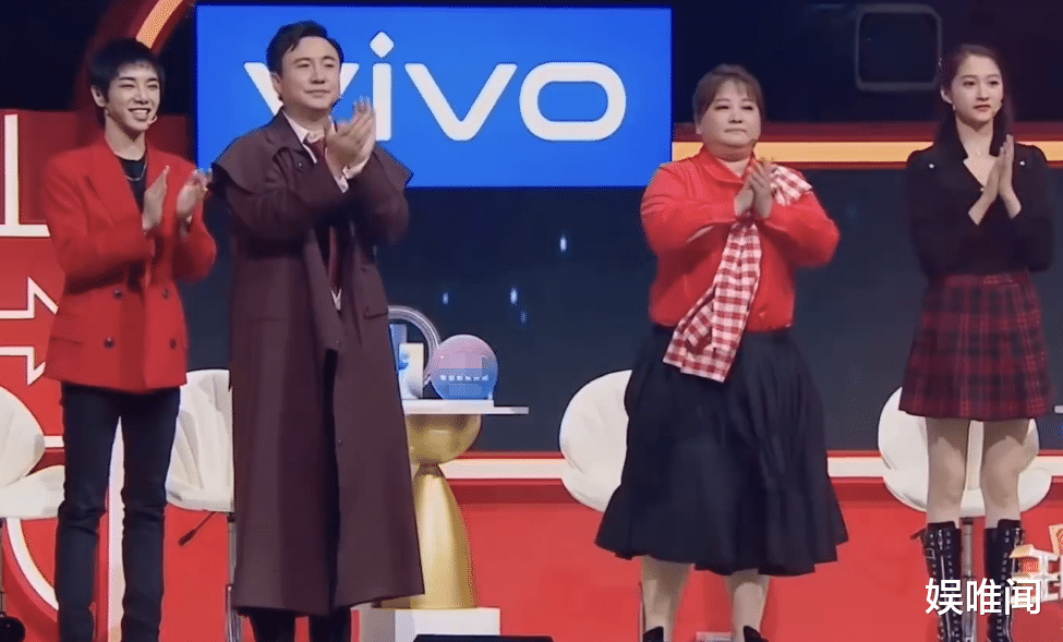 龚嘉欣|吴孟达生前最后一次露面，沈腾的举动获全网夸，票房高是有道理的