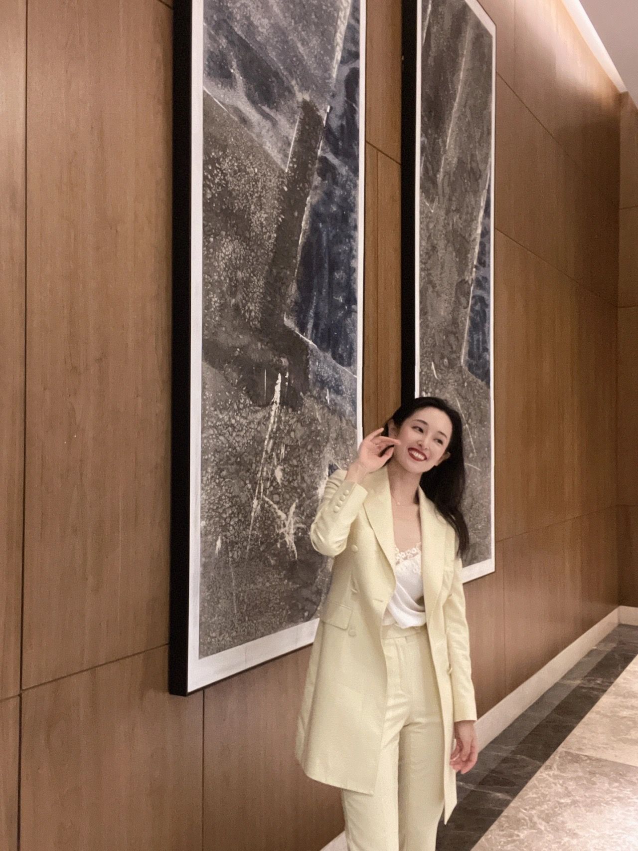 总裁秘书分享,职场上面对骚扰,要勇敢地说不