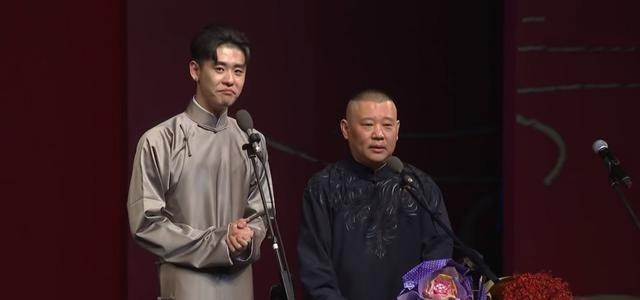 渴望爱情的素一一 德云社张云雷被自家司机弄晕车，遭粉丝调侃，咱能咽下去么