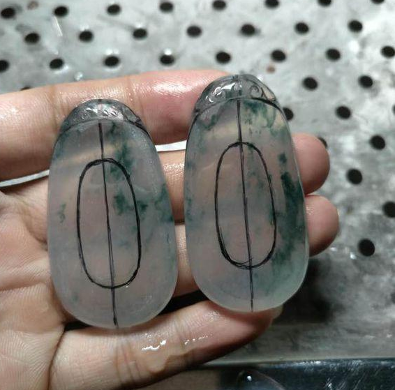 翡翠|小料子也有大惊喜,翡翠边角料不知道咋办,看看大师的鬼斧神工