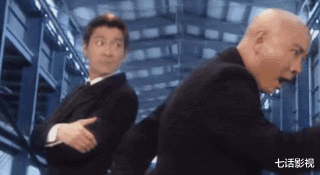 张卫健|《追光吧》话题王，6年只演一部剧的张卫健，为何仍能称霸热搜？