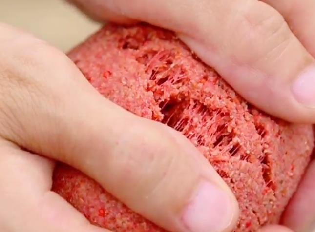 饵料|钓友圈“公认好用”的饵料，180万人用它钓鱼，几乎回回爆护，大货拉到手软