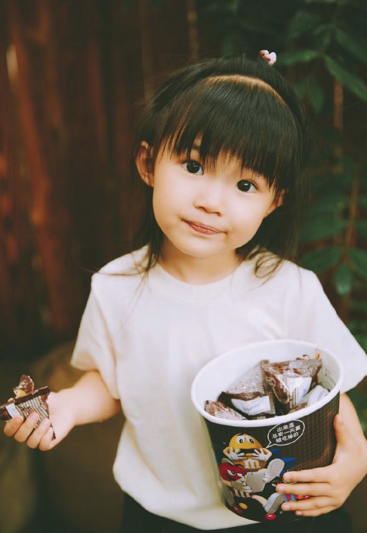 黄璐|黄璐离婚后感情进展顺利,与男友庆祝恋爱纪念日,男方已见过家长