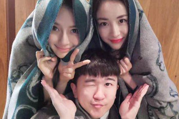 杨幂|明星合影谦让C位，李现请baby去陈伟霆身边，不知二人互为旧爱