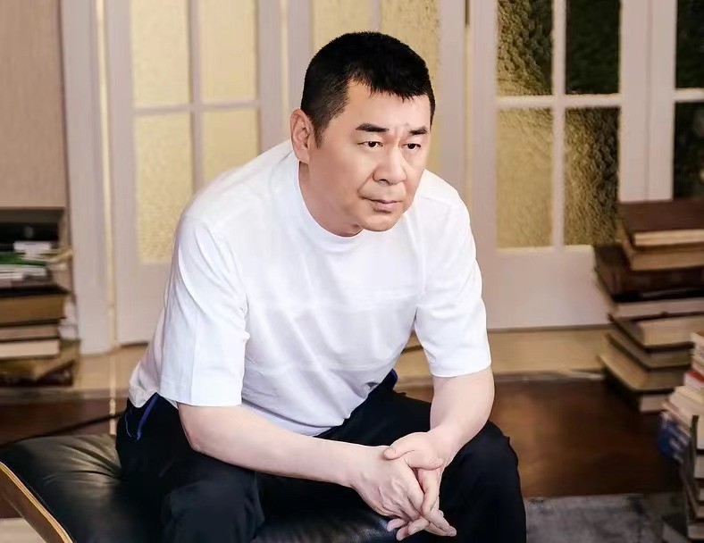 鲁诺|央视又一部剧火了，仅用3集艳压陈建斌新剧，鲁诺新剧凭啥