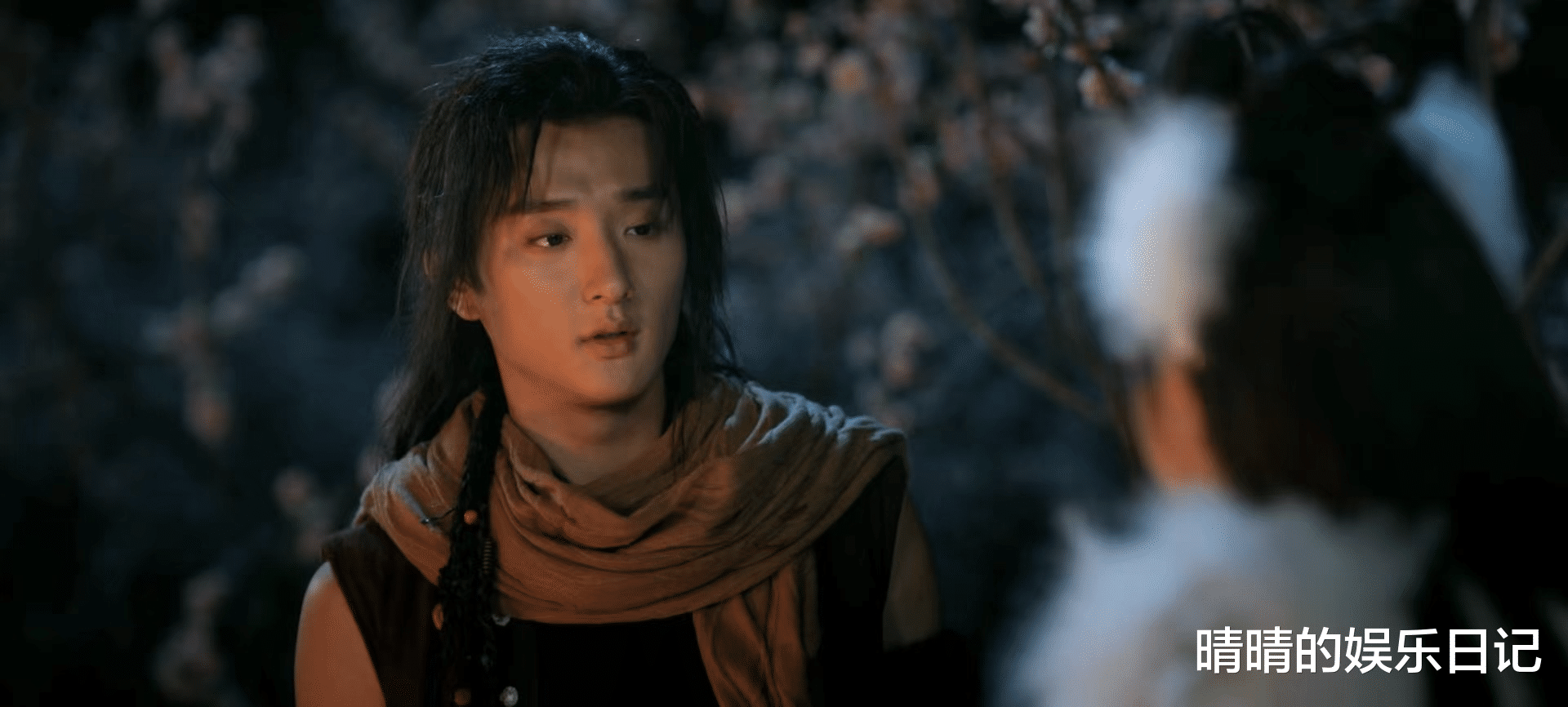 冰火凤|上映首日播放量破760万!《冰火凤》一出手,能让多少玄幻剧脸红