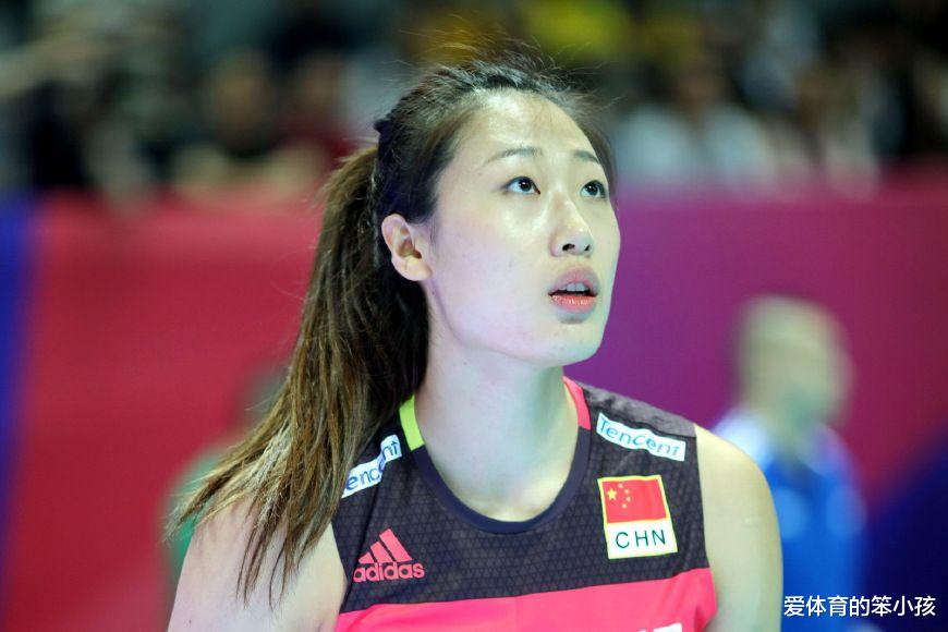 刘晏含|六大主力回归，中国女排零封荷兰队令人鼓舞，但有一人仍难免失意