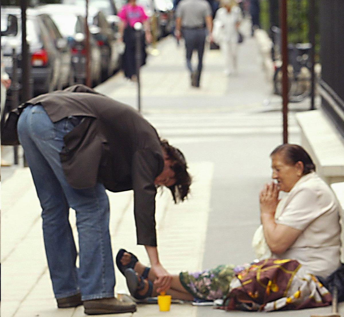 裴秀智|基努·里维斯之迷:身家亿万、感情专一,错过生命中的6个女人
