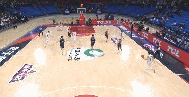 遼寧男籃|遼寧男籃驚艷一球！趙繼偉跨越半場喂餅張鎮(zhèn)麟空接，楊鳴握拳慶祝