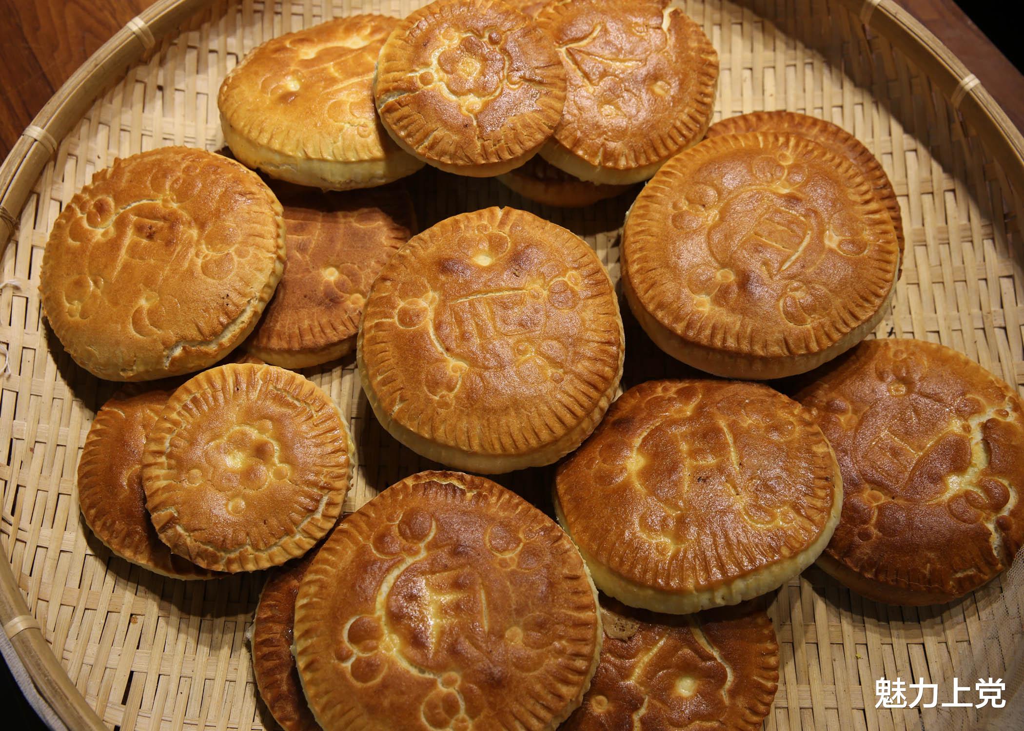 科学家 传统纯手工“玉兔望月”月饼上市了