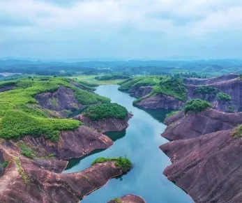 风水人生 人生坎坷不平才有价值