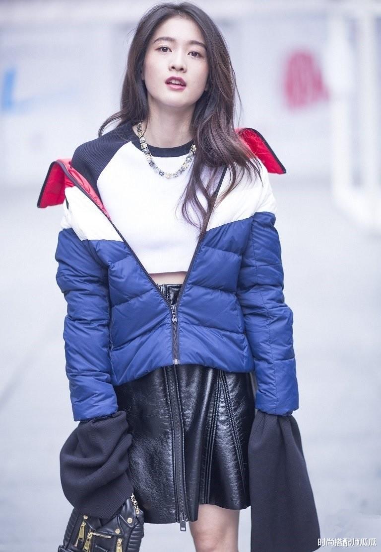 时尚搭配师瓜瓜 冬季羽绒服怎么穿显瘦?牢记这3个“上下法则”,时髦不臃肿