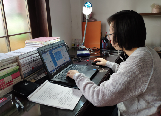 安妈育儿日|学校实行“末位淘汰制”,垫底教师将被解聘,在职教师喜忧参半