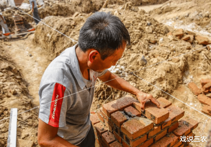 宅基地|2022年农村叫停自建房？连翻修也不允许？是真的吗？真实答案揭晓