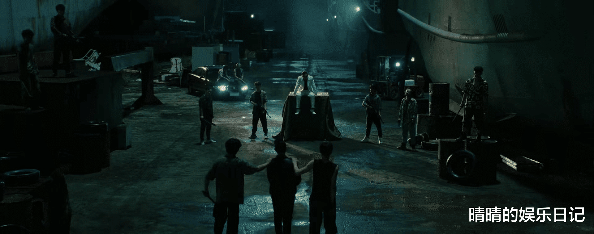 虚竹|电影热播榜第一，就这？陈小春这部新片，我五分钟都坚持不下去