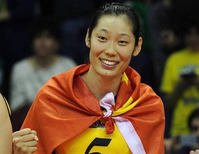 女排|中国女排奥运会12人大名单已经定下来8人！还有4个名额竞争激烈！