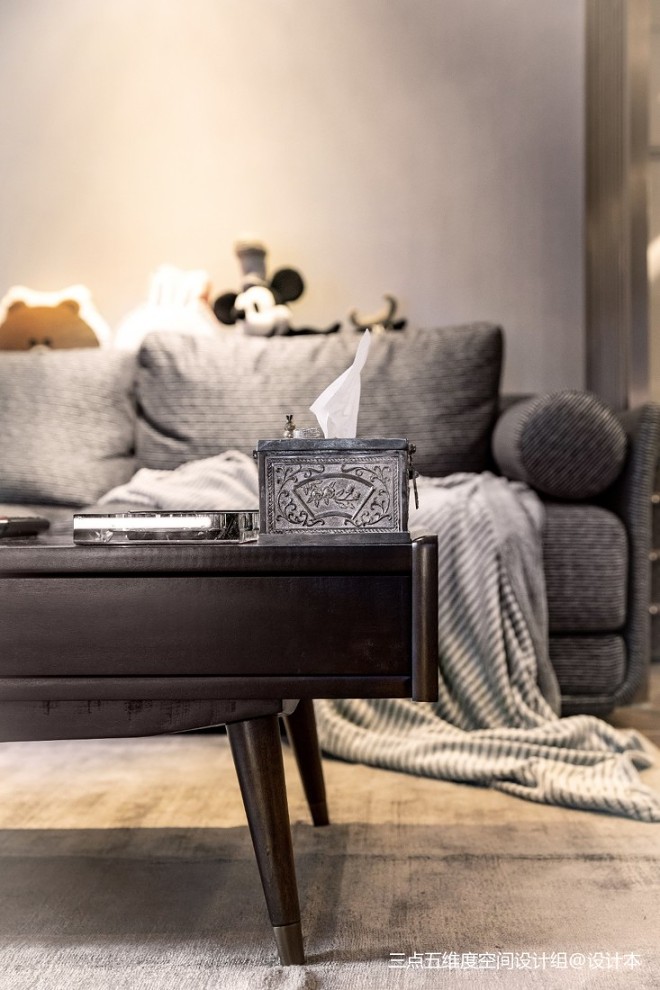 |一个人 一只狗 把家打造的酷到爆炸！！