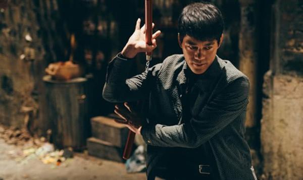 李小龙|曾出演李小龙的陈国坤,淡出娱乐圈并迎娶黑道千金后,现状如何?